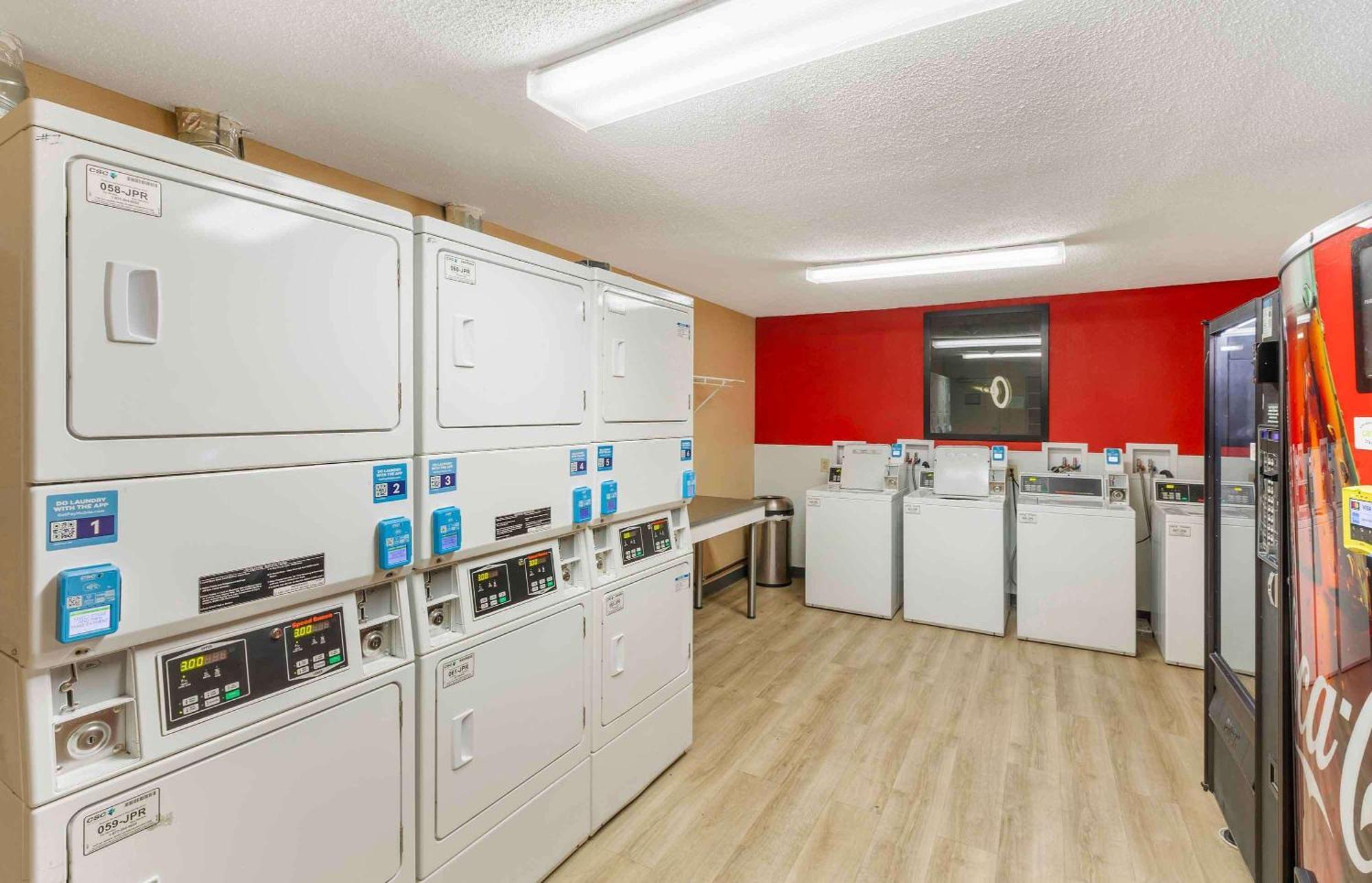 Extended Stay America Suites - St Louis - Westport - E Lackland Rd Maryland Heights Eksteriør bilde