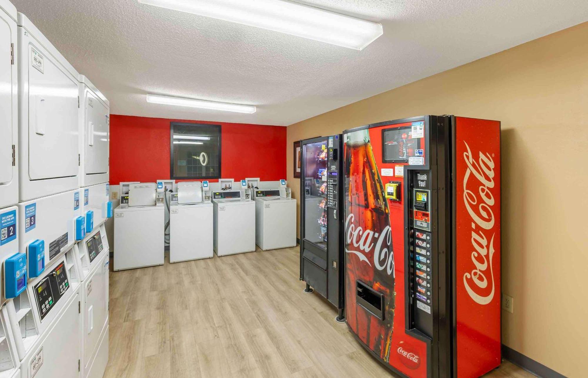 Extended Stay America Suites - St Louis - Westport - E Lackland Rd Maryland Heights Eksteriør bilde